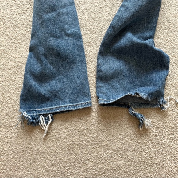 Hudson Jeans “Nico” Frayed Hem Light Wash Denim Size 27 - Picture 10 of 15